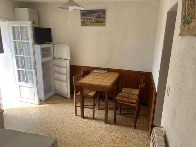 Vila Mas Du Prescondu Mirabel-aux-Baronnies Exteriér fotografie