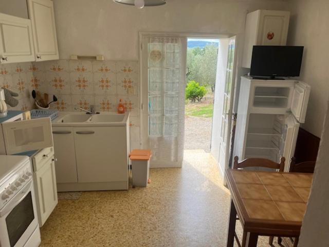 Vila Mas Du Prescondu Mirabel-aux-Baronnies Exteriér fotografie
