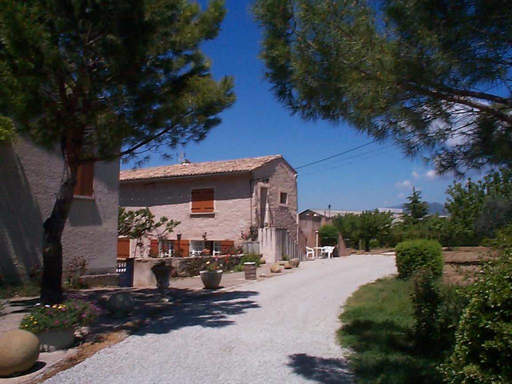 Vila Mas Du Prescondu Mirabel-aux-Baronnies Exteriér fotografie